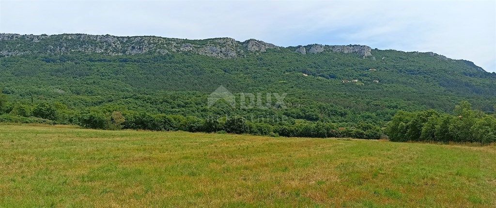 Terreno Buzet, 1.659m2