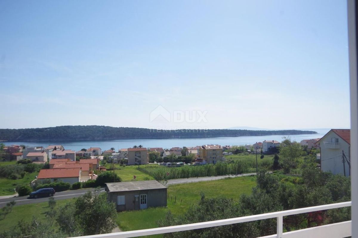 ISOLA DI RAB, BARBAT - Casa con 5 appartamenti immersa nella natura