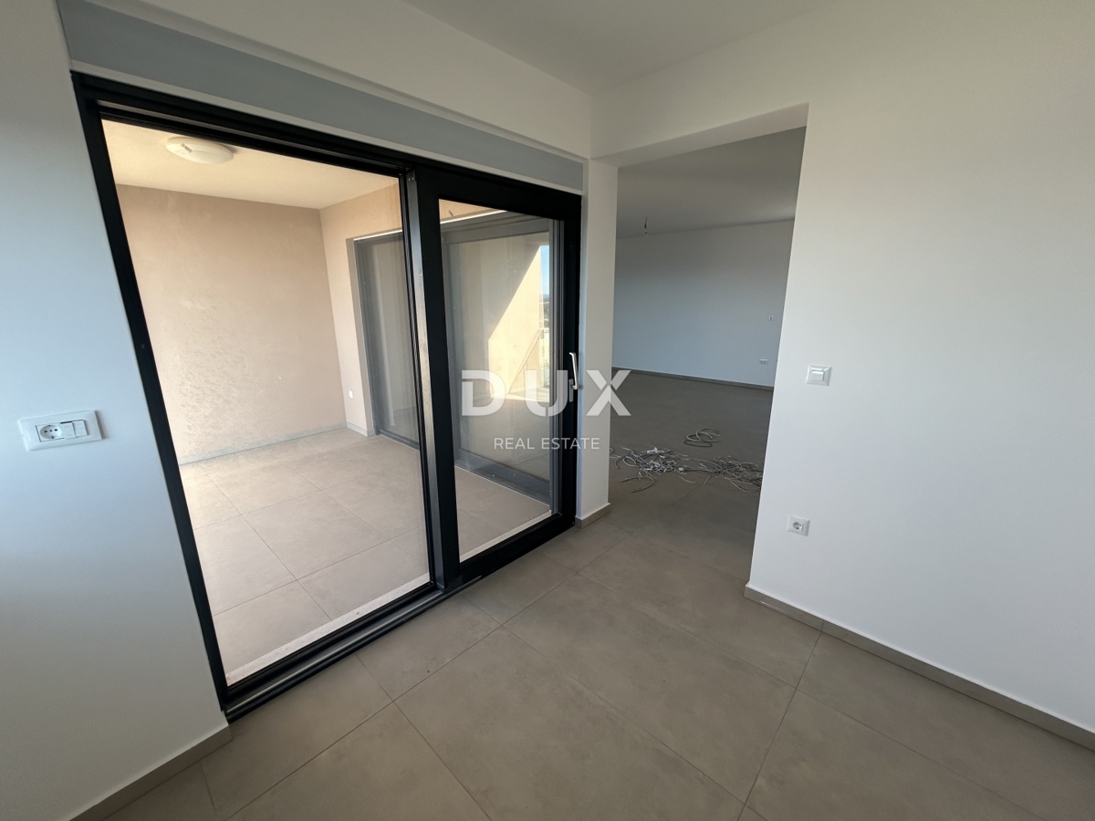 PRIMOŠTEN, DOLAC – NUOVA COSTRUZIONE! Appartamento con due camere da letto con splendida vista. OCCASIONE!