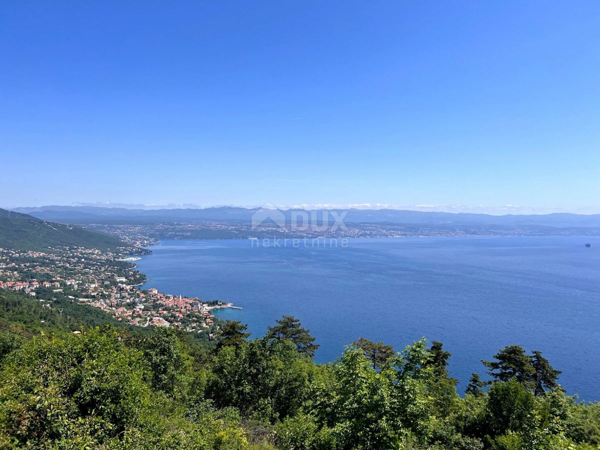 OPATIJA, LOVRAN - Ampio terreno con vista sul mare