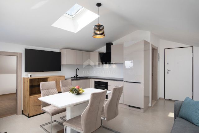 ISTRIA, LIŽNJAN - Attico di lusso con vista mare!