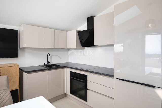 ISTRIA, LIŽNJAN - Attico di lusso con vista mare!