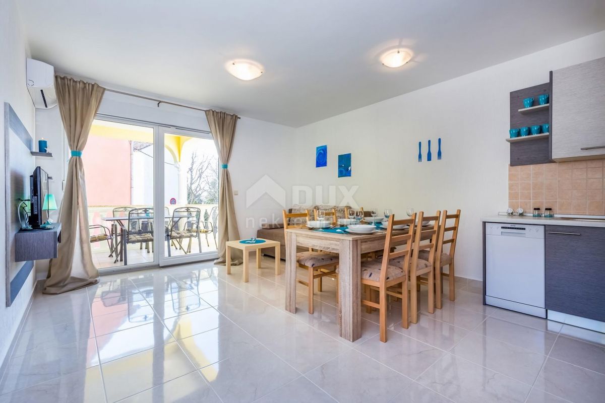 CRIKVENICA, DRAMALJ - Villa di nuova costruzione con piscina