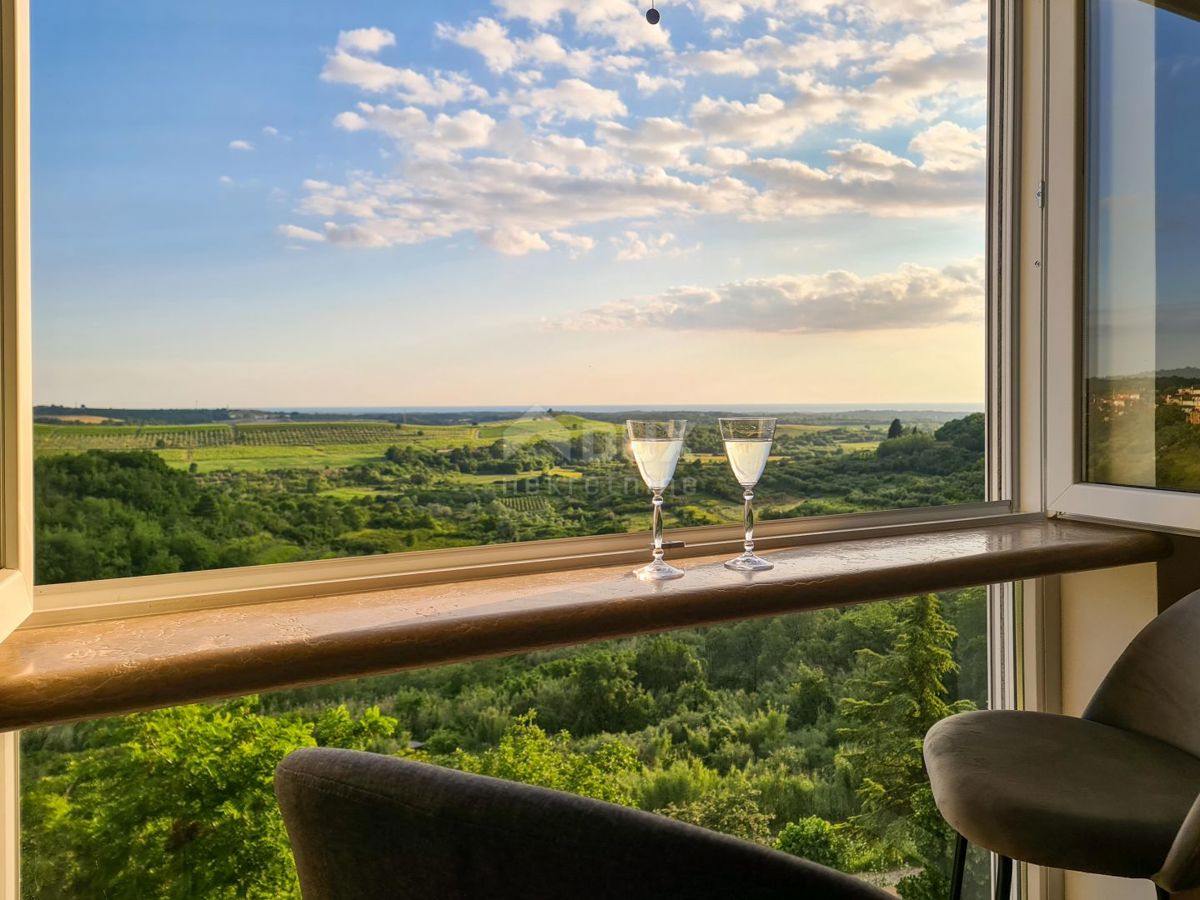 ISTRIA, BUJE - Appartamento recentemente ristrutturato con vista mare