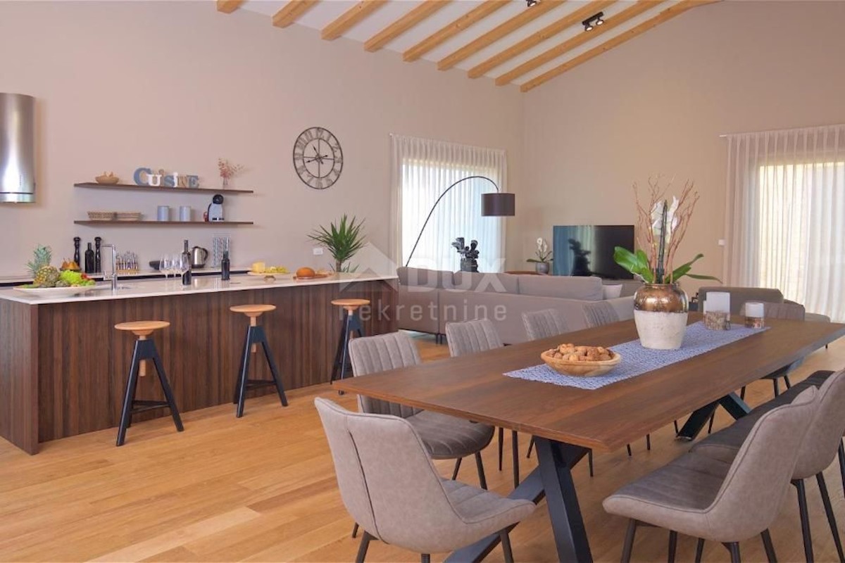 ISTRIA, BRTONIGLA - Villa moderna con vista mare