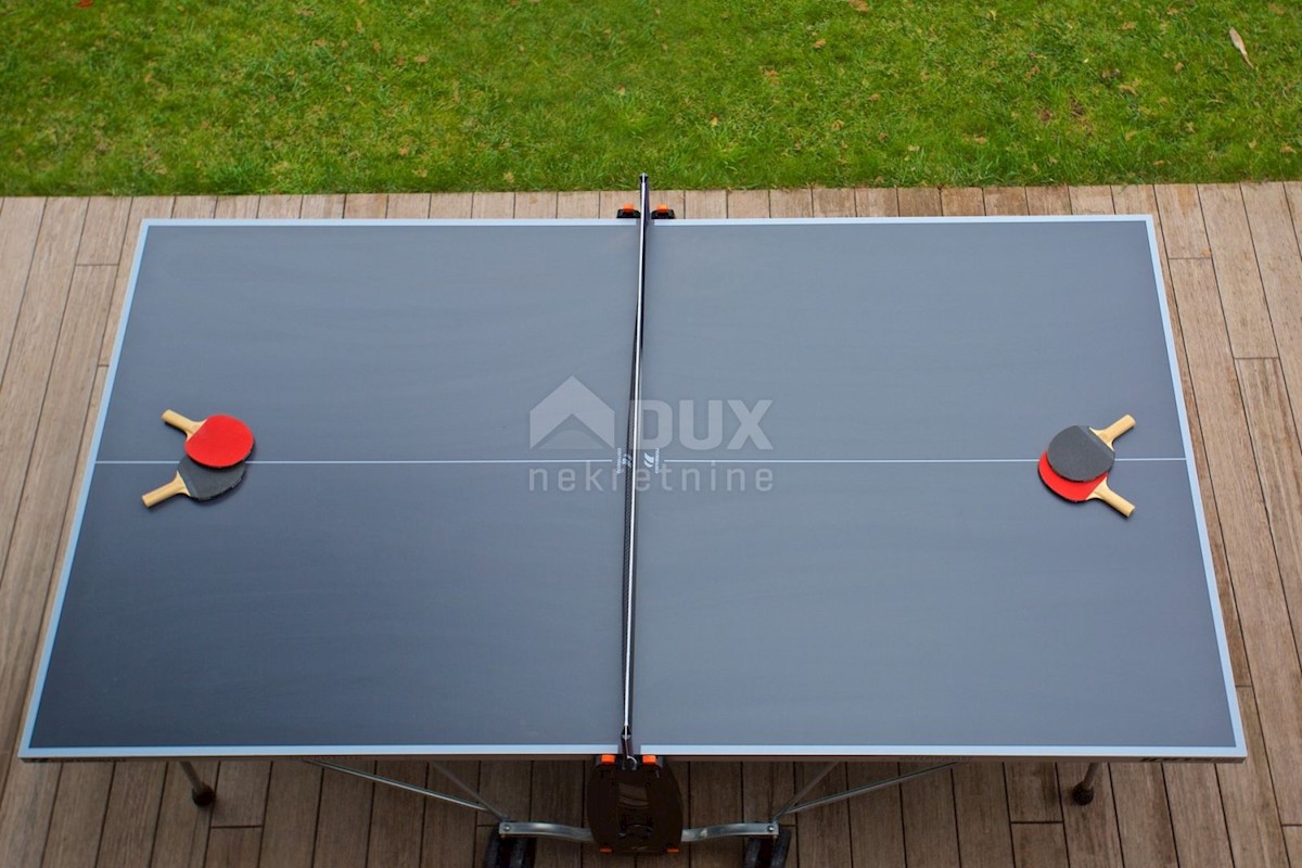 ISTRIA, BRTONIGLA - Villa moderna con vista mare