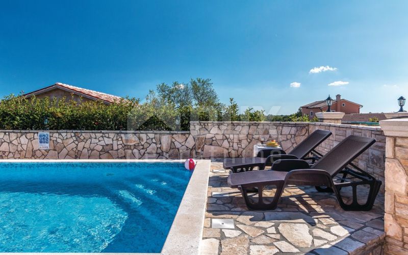 ISTRIA, BARBAN - Villa con piscina e cucina estiva 