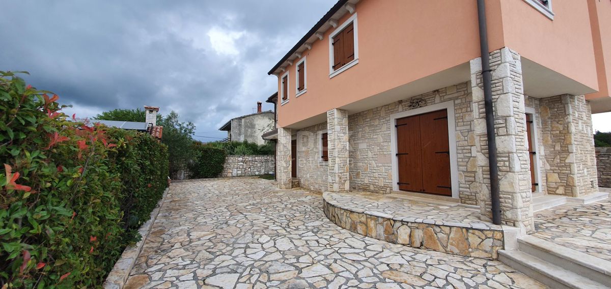 ISTRIA, BARBAN - Villa con piscina e cucina estiva 