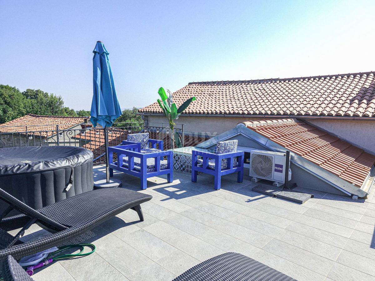 ISOLA DI KRK - Casa in pietra ristrutturata, piena di fascino e dettagli autentici