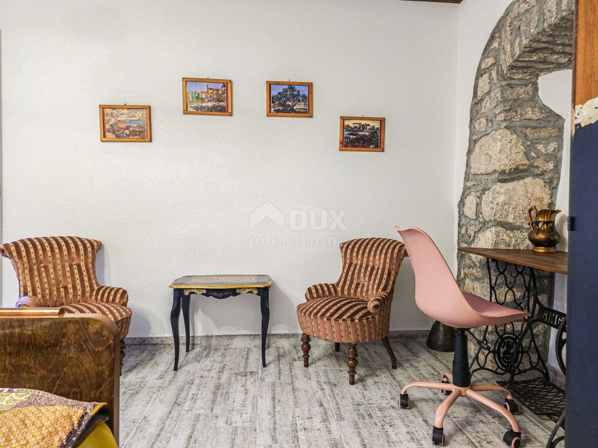 ISOLA DI KRK - Casa in pietra ristrutturata, piena di fascino e dettagli autentici