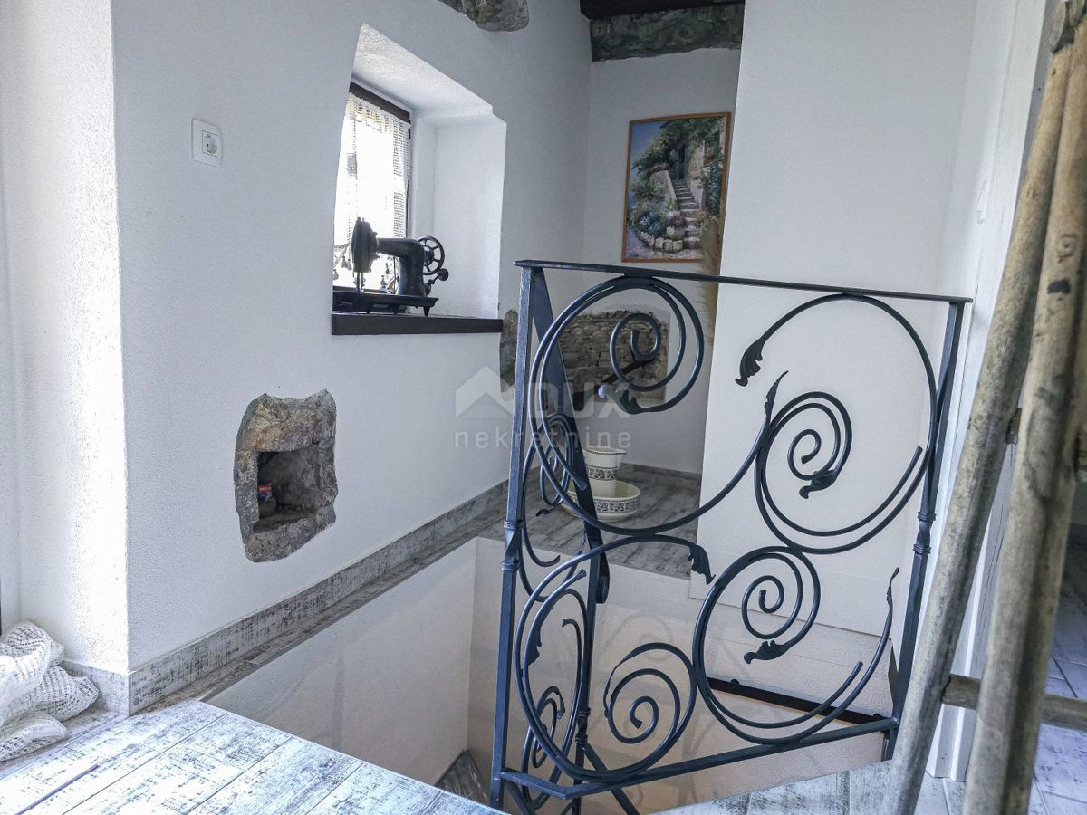 ISOLA DI KRK - Casa in pietra ristrutturata, piena di fascino e dettagli autentici