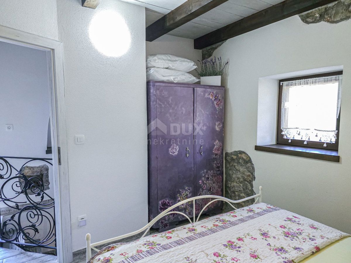 ISOLA DI KRK - Casa in pietra ristrutturata, piena di fascino e dettagli autentici