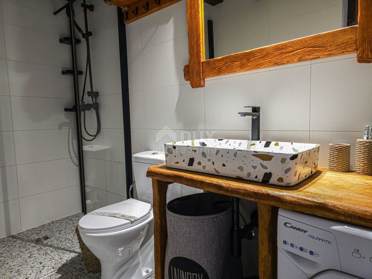 ISOLA DI KRK - Casa in pietra ristrutturata, piena di fascino e dettagli autentici