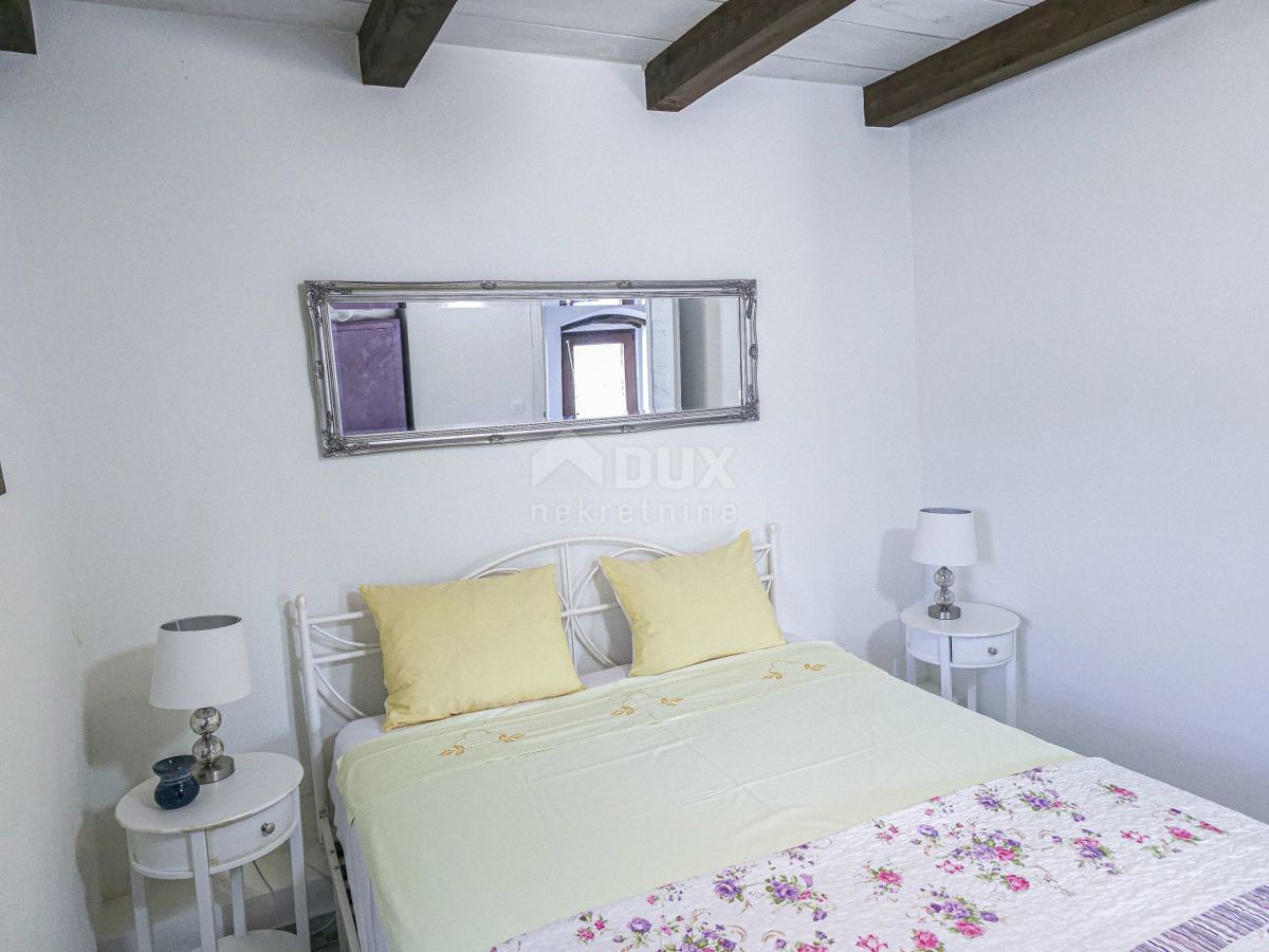 ISOLA DI KRK - Casa in pietra ristrutturata, piena di fascino e dettagli autentici