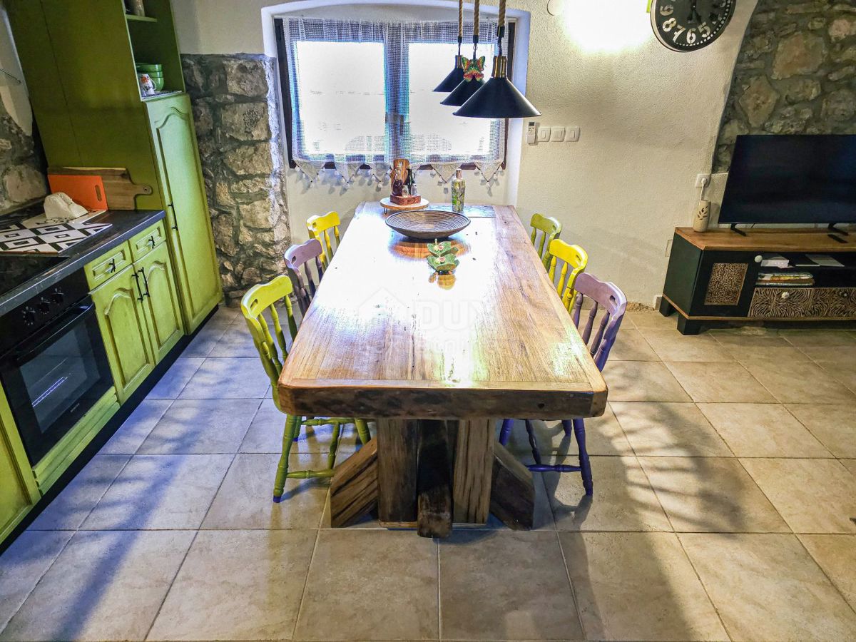 ISOLA DI KRK - Casa in pietra ristrutturata, piena di fascino e dettagli autentici