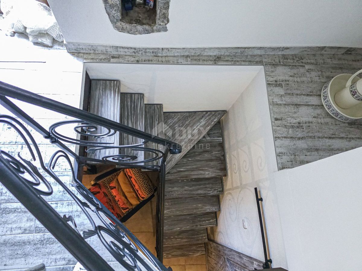 ISOLA DI KRK - Casa in pietra ristrutturata, piena di fascino e dettagli autentici