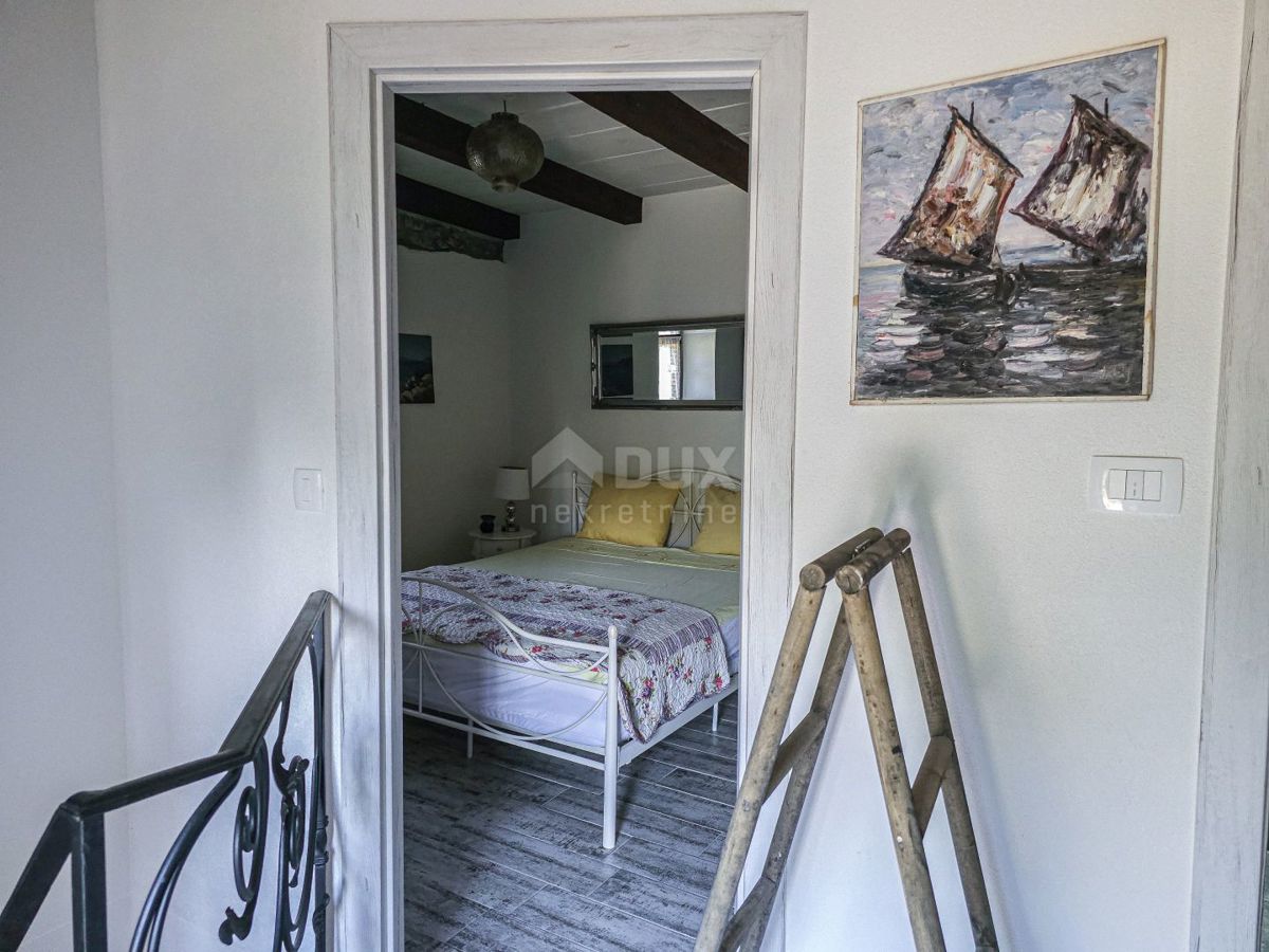 ISOLA DI KRK - Casa in pietra ristrutturata, piena di fascino e dettagli autentici