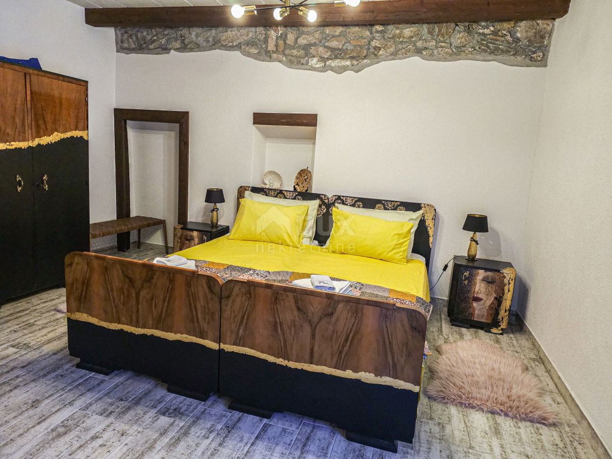 ISOLA DI KRK - Casa in pietra ristrutturata, piena di fascino e dettagli autentici