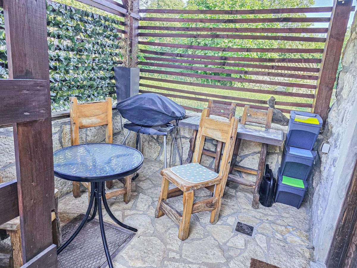 ISOLA DI KRK - Casa in pietra ristrutturata, piena di fascino e dettagli autentici