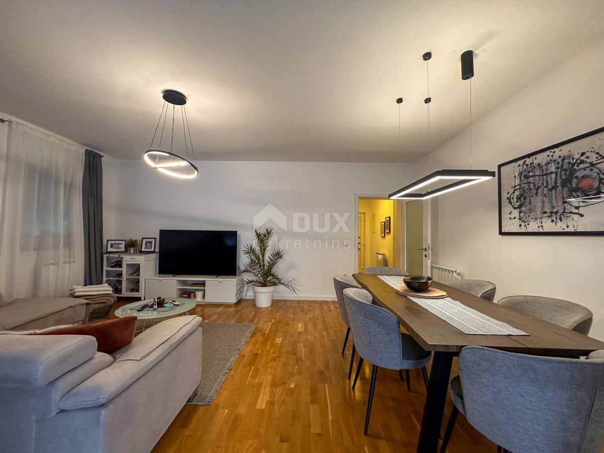 OPATIJA, MATULJI - casa con tre appartamenti, piscina e vista mare 