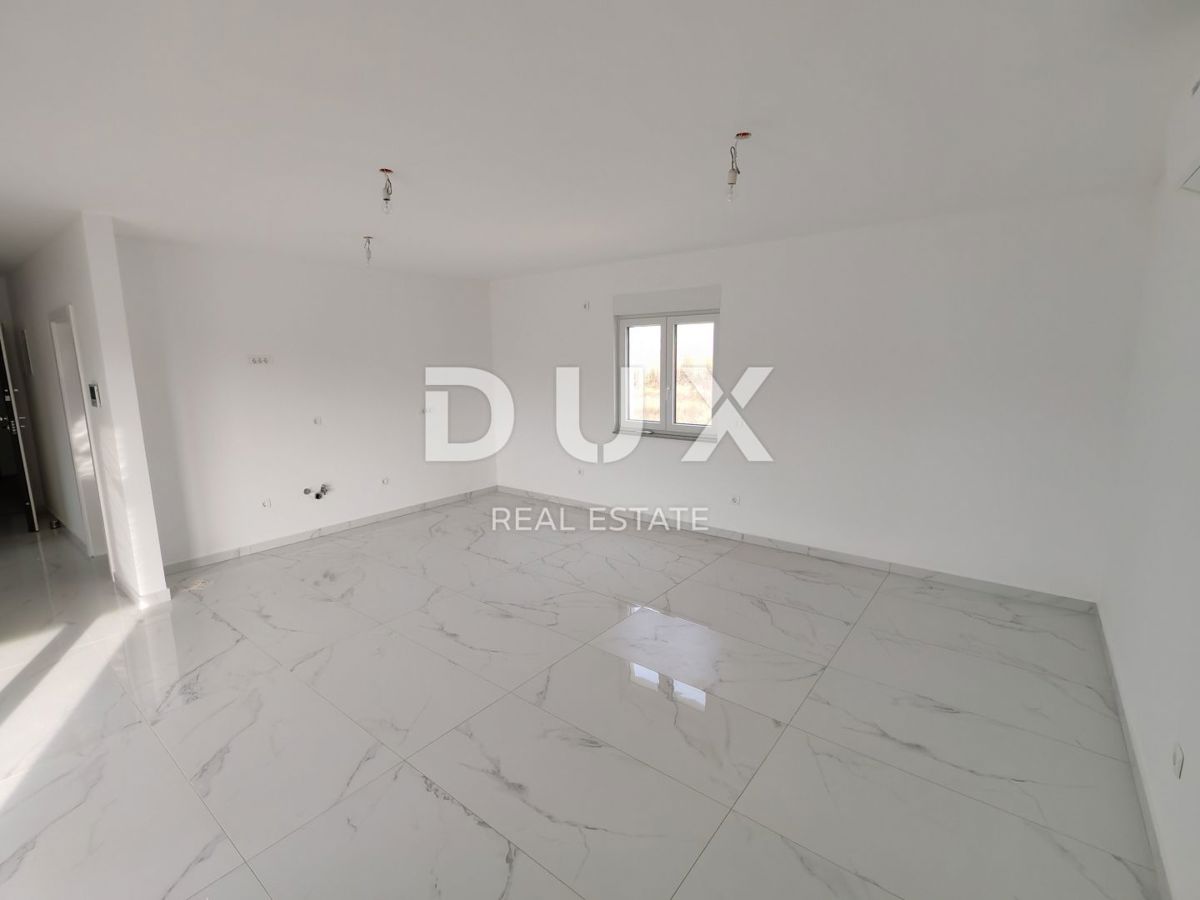 ZADAR, PRIVLAKA - Nuova costruzione! Moderno appartamento a 140 metri dalla spiaggia! S2