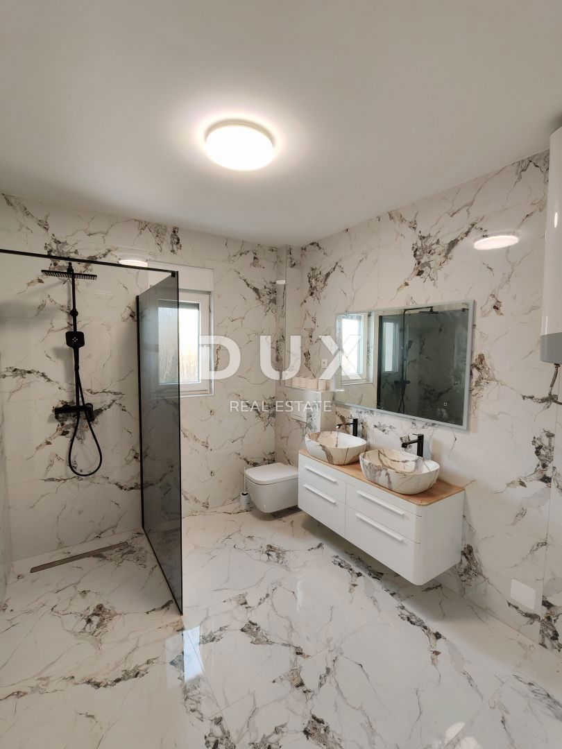 ZADAR, PRIVLAKA - Nuova costruzione! Moderno appartamento a 140 metri dalla spiaggia! S2