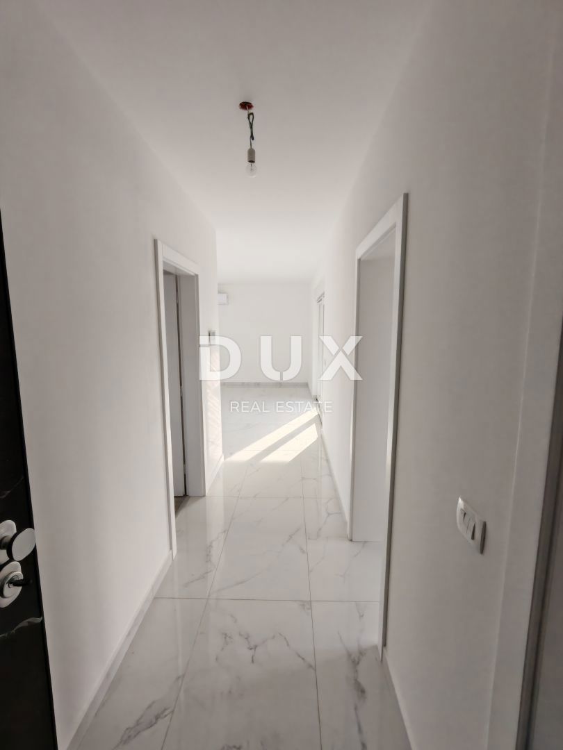 ZADAR, PRIVLAKA - Nuova costruzione! Moderno appartamento a 140 metri dalla spiaggia! S2