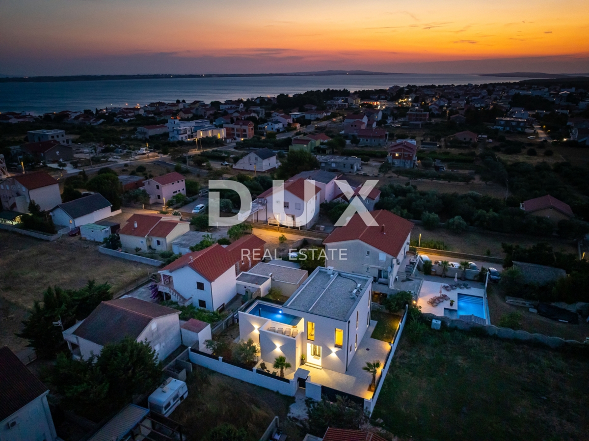 ZADAR, VRSI - nuova costruzione moderna con piscina