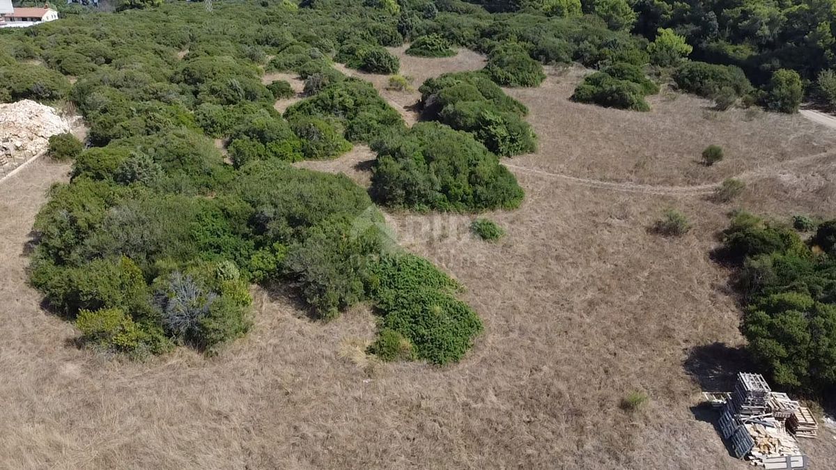 ISTRIA, BANJOLE - Terreno edificabile per appartamenti o villa per le vacanze!