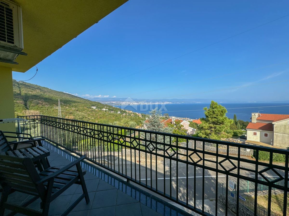 OPATIJA, IČIĆI – appartamento più grande in una casa privata con splendida vista sul mare, terrazza, vicino al mare