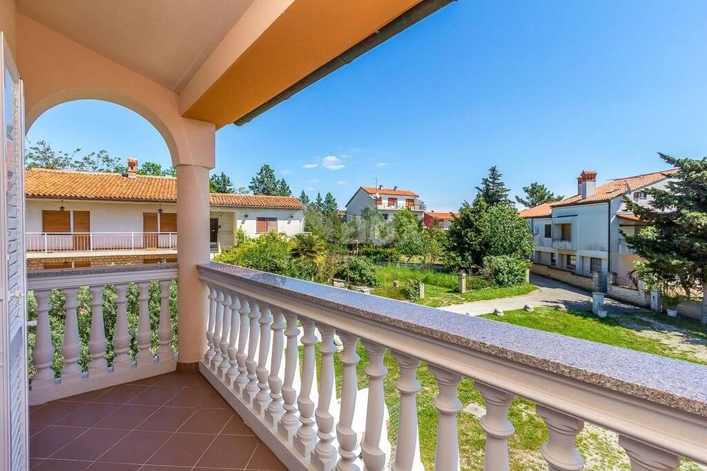 ISTRIA, MEDULINO - Hotel in una posizione attraente con vista sul mare