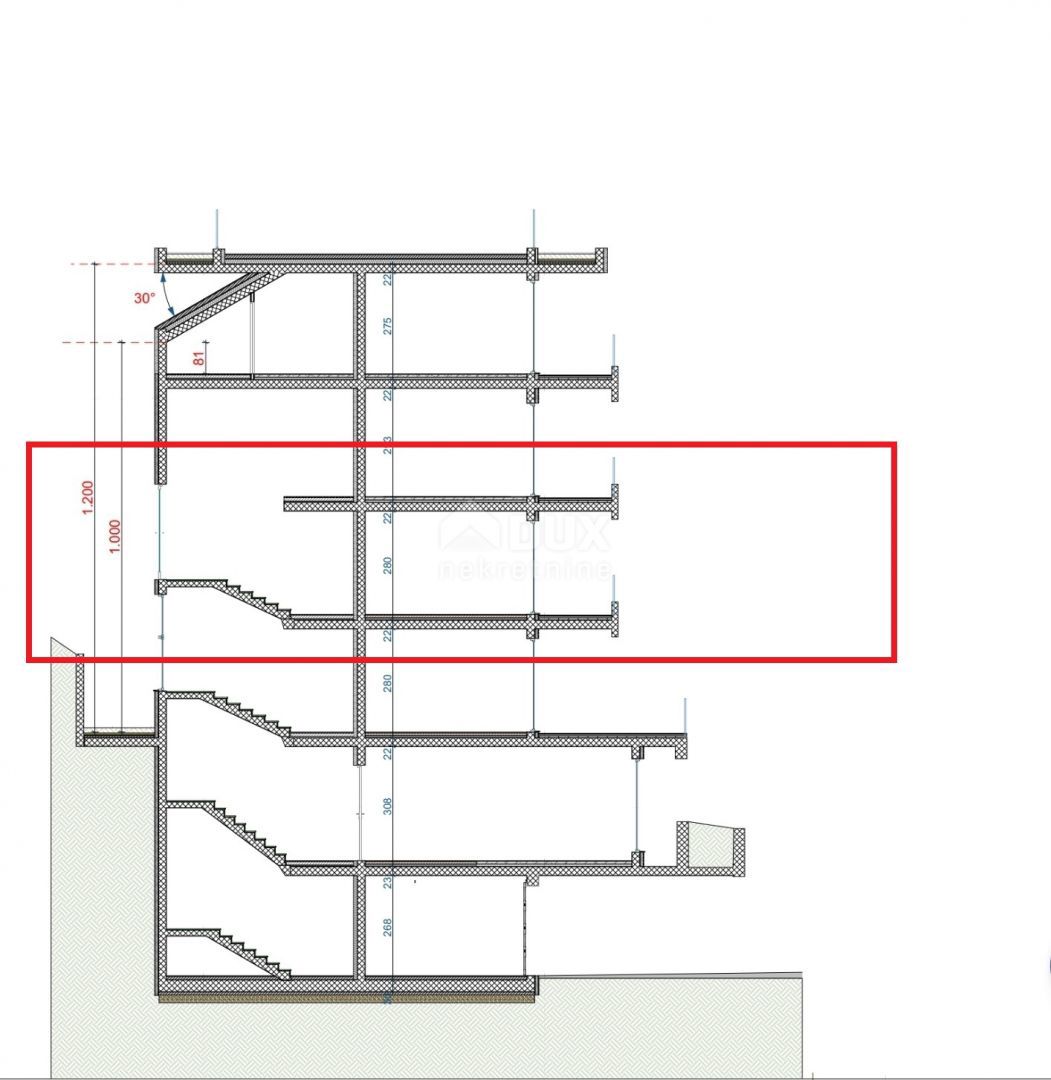 OPATIJA, CENTRO - appartamento 1° piano 190m2 con vista panoramica sul mare e piscina A4