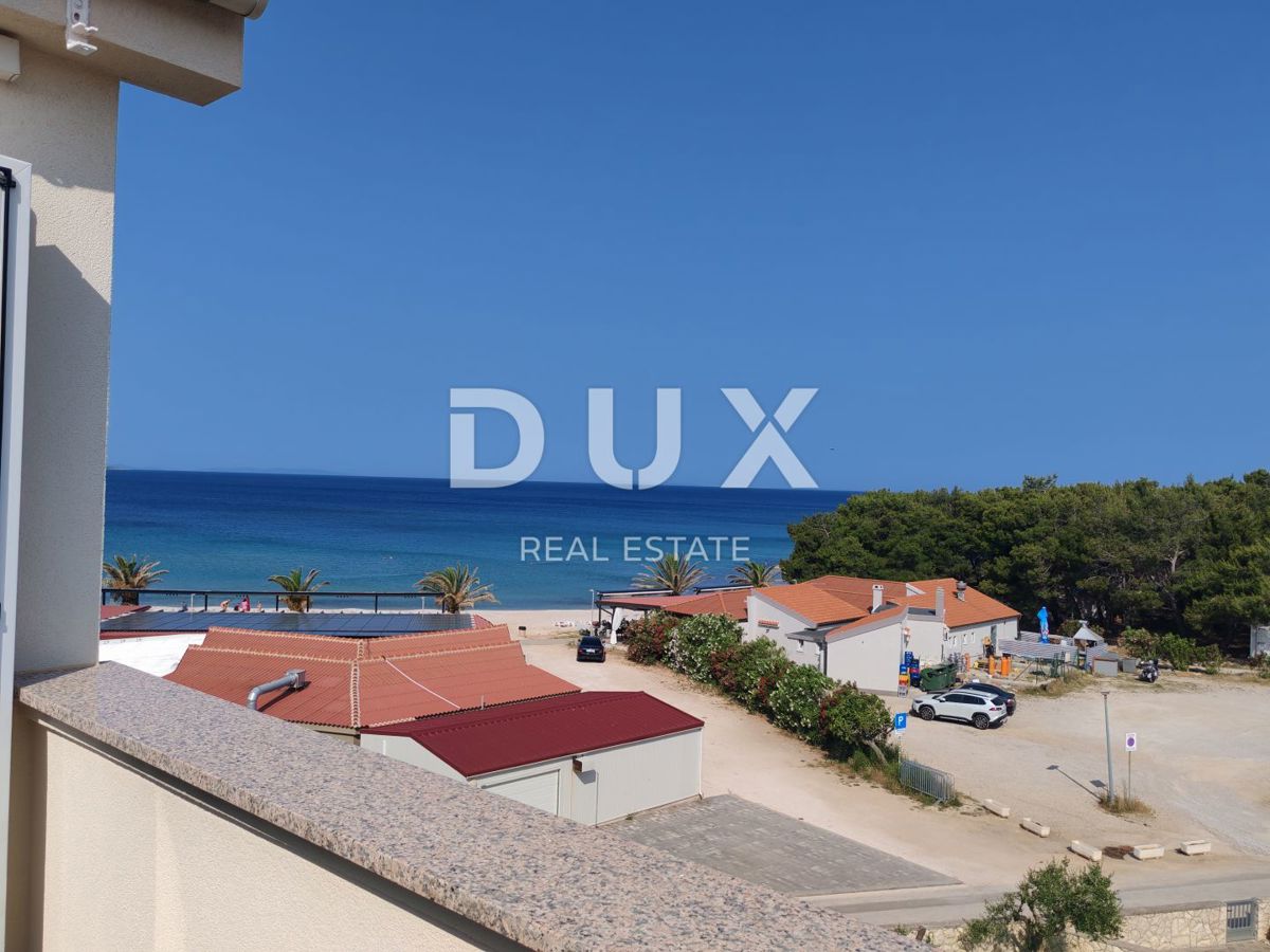  L'ISOLA DI PAG, POVLJANA - Un bellissimo appartamento a Povljana, ad un passo dalla spiaggia con una terrazza che offre una vista spettacolare sul mare! 