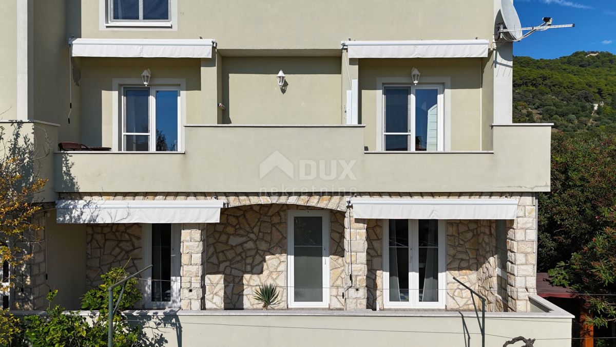 ISOLA DI RAB, BANJOL - Ottima casa con giardino e vista mare