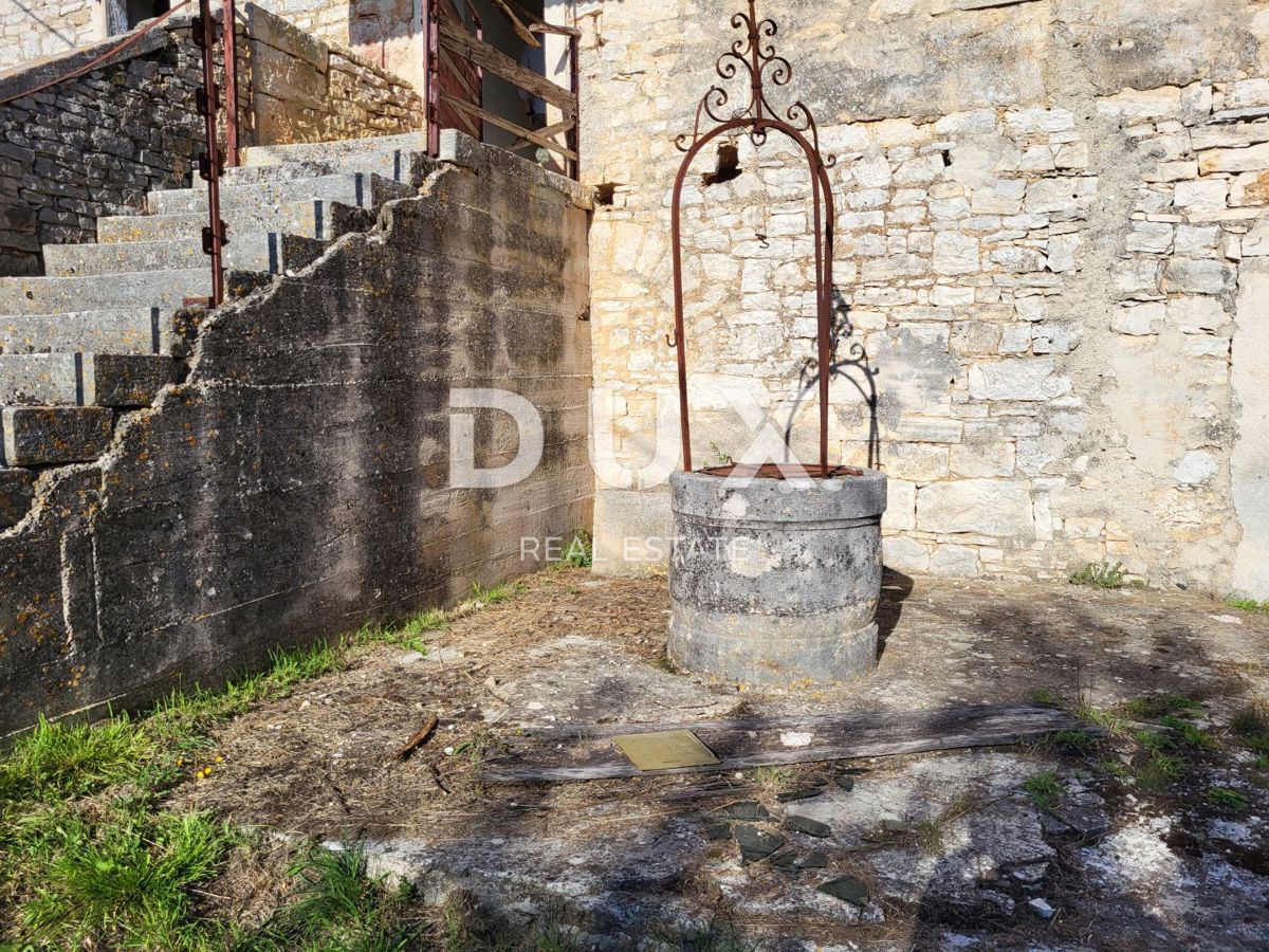 ISTRIA. SVETVINČENAT - Casa indipendente in pietra