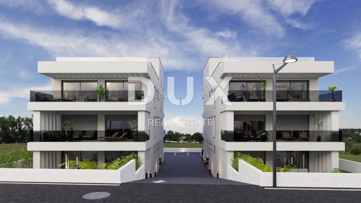 ZADAR, PETRCANE - Punta Radman! Lussuoso appartamento con giardino privato a 240 metri dal mare! S1