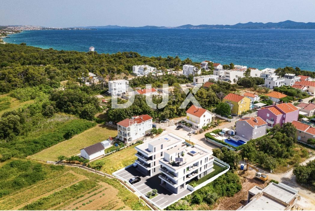 ZADAR, PETRCANE - Punta Radman! Lussuoso appartamento con giardino privato a 240 metri dal mare! S1