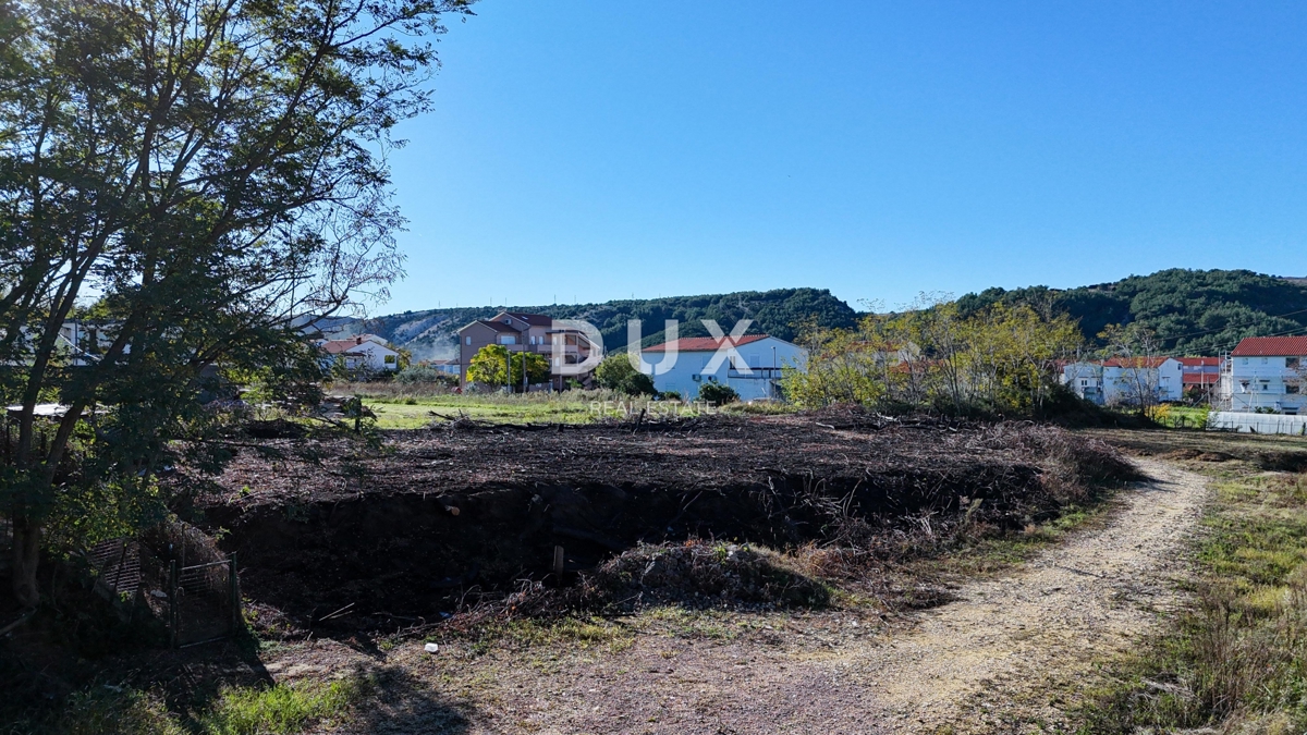 Terreno Lopar, Rab, 1.092m2