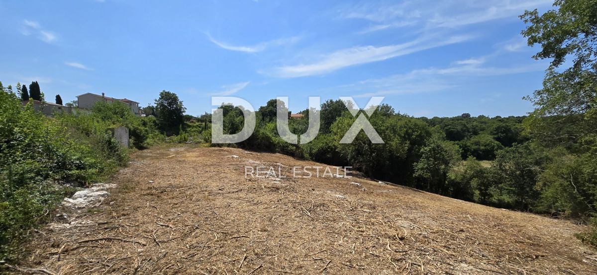 ISTRIA, ROVIGNO - Terreno edificabile vicino alla città