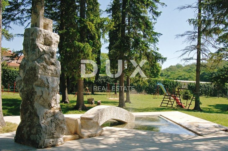 LABIN, RABAC - terreno 18772m2 + casa colonica del XVII secolo 3000m2 