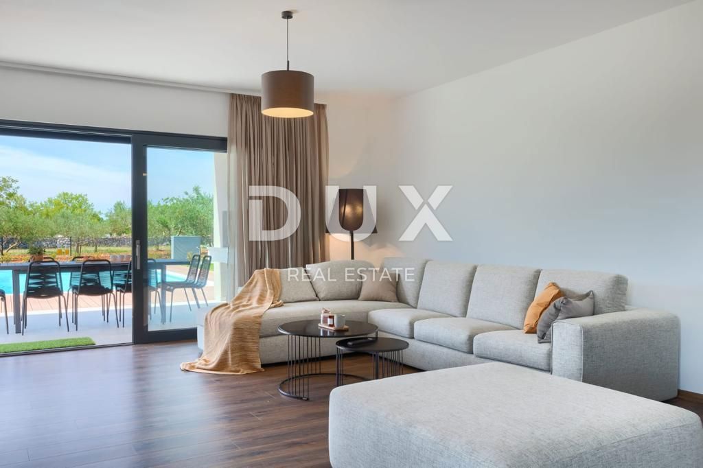 ISTRIA, SVETVINČENAT - Villa di nuova costruzione con piscina riscaldata!