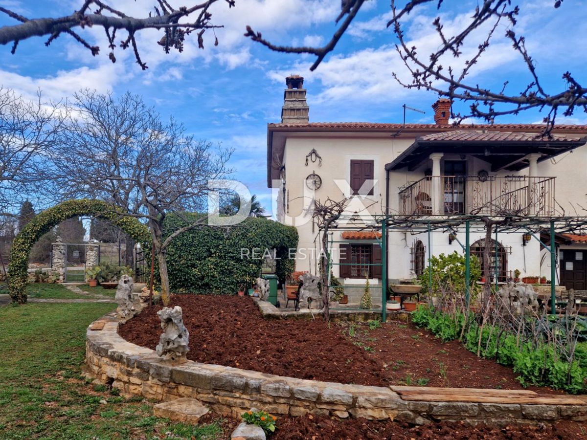 ISTRIA, OPRTALJ - Casa in pietra con ampio giardino