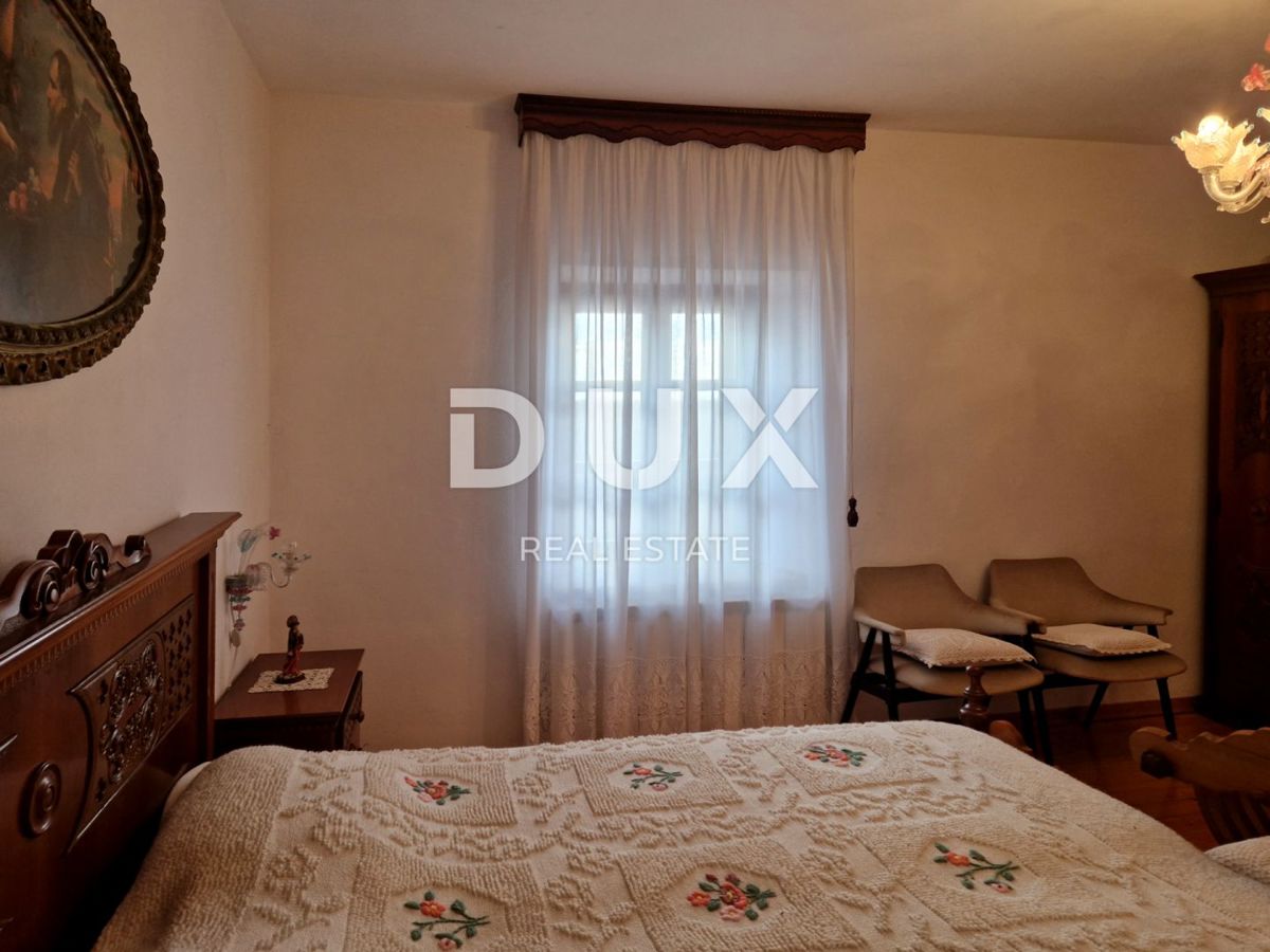 ISTRIA, OPRTALJ - Casa in pietra con ampio giardino