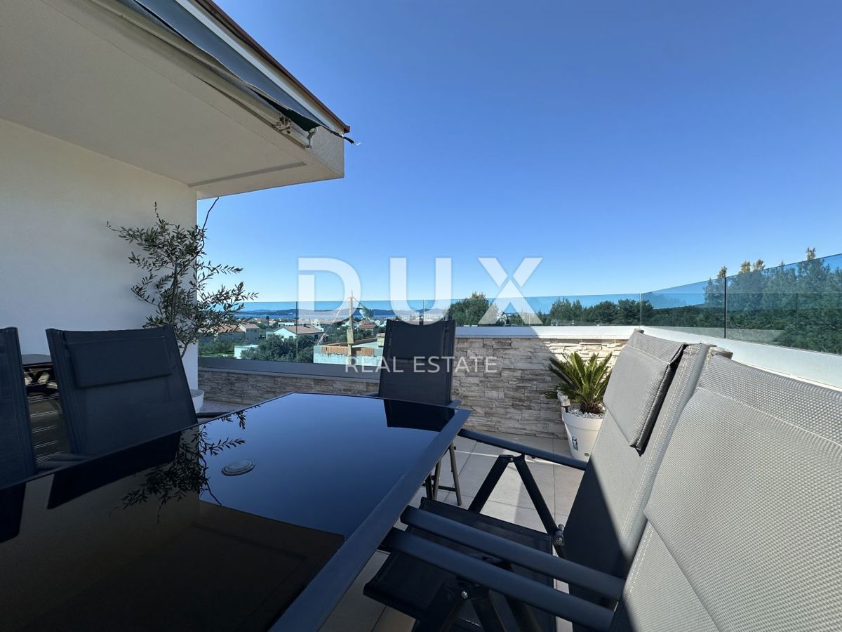 ZADAR, SUKOŠAN - Appartamento con due camere da letto e terrazza sul tetto - Vista mare!