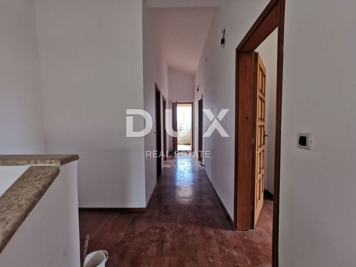 ISTRIA, PARENZO - Casa con vista mare