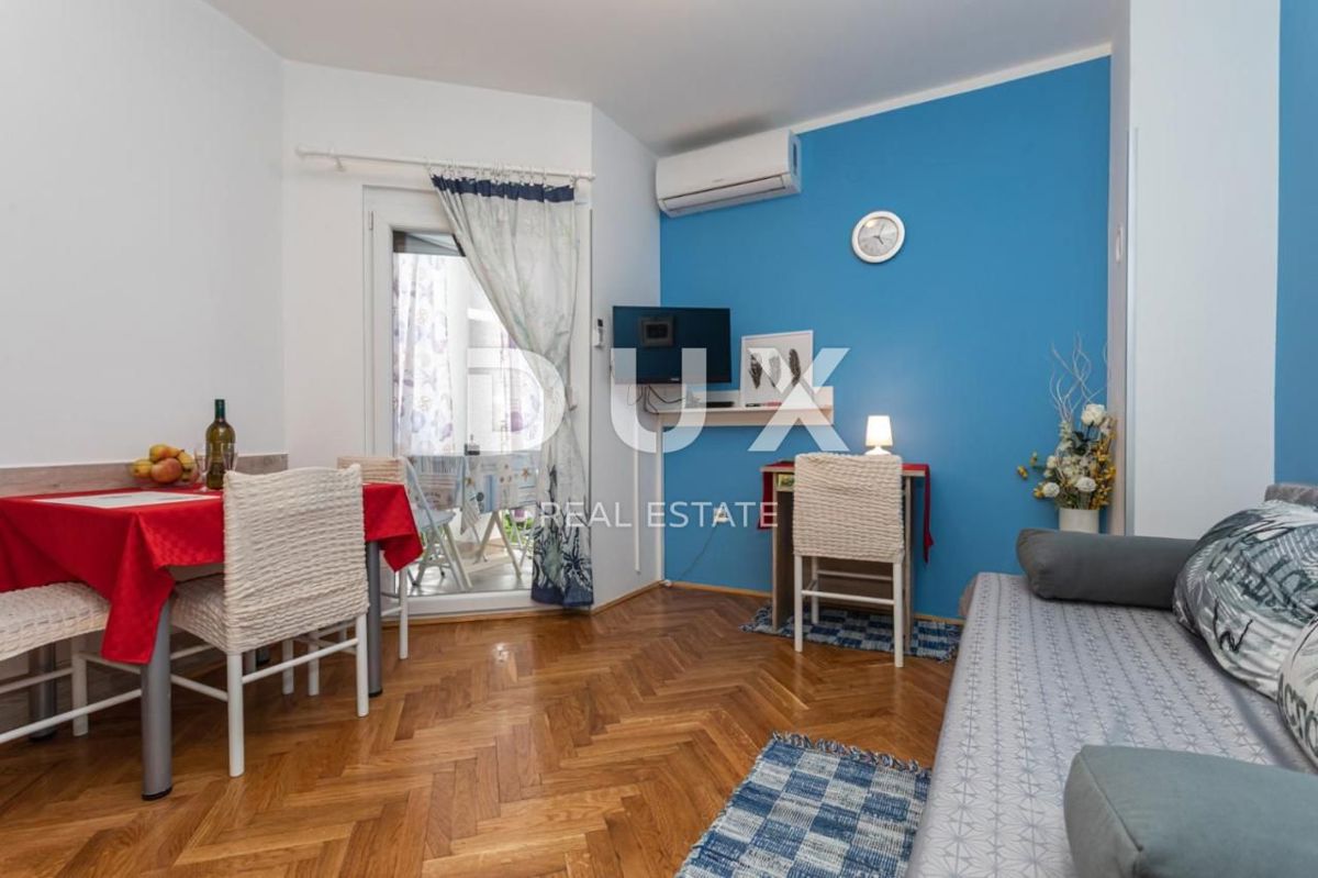 ISOLA DI KRK, BAŠKA - Grazioso appartamento con balcone
