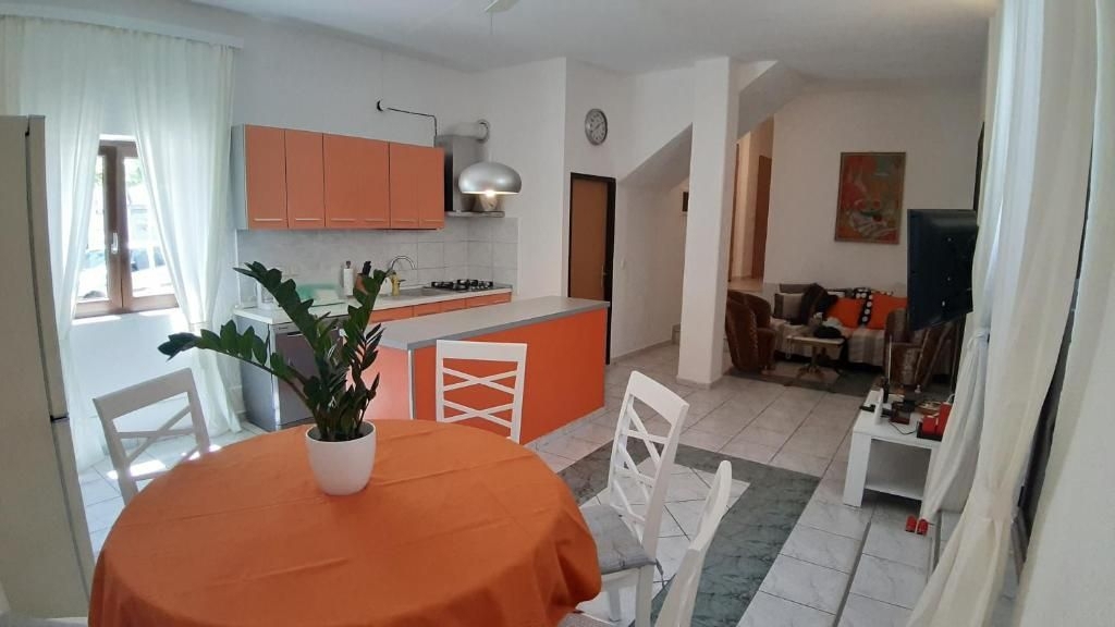 ISTRIA, ORSERA - Casa ristrutturata nel centro storico!