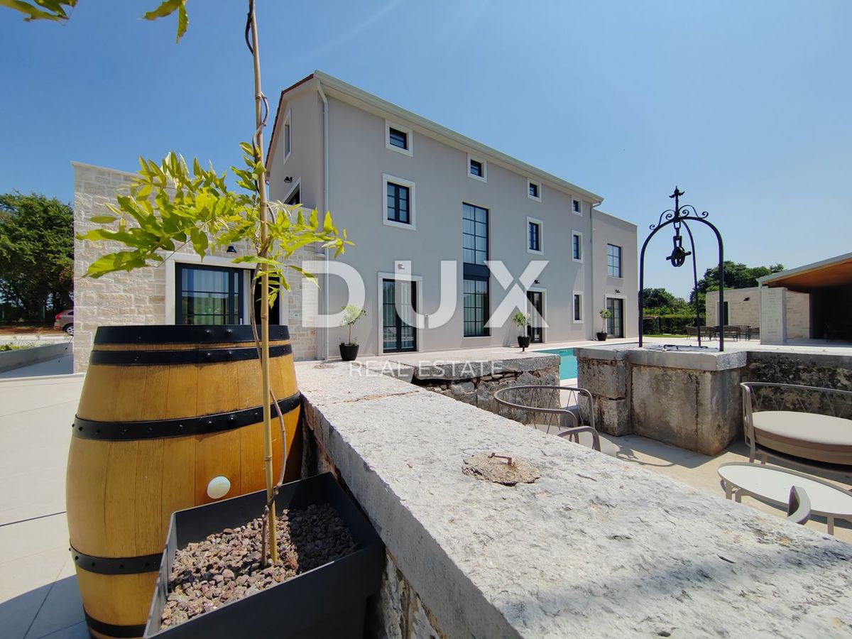 ISTRIA, PARENZO - Villa esclusiva con piscina