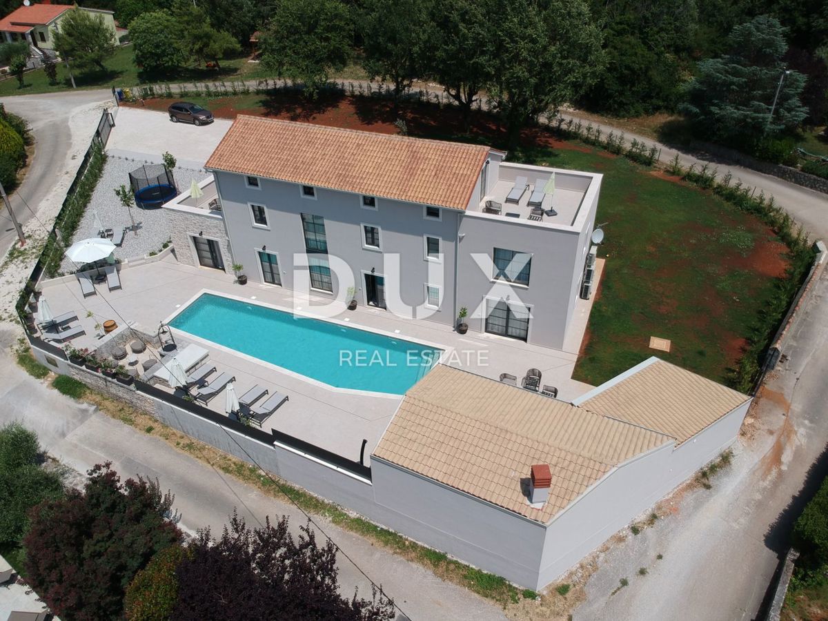 ISTRIA, PARENZO - Villa esclusiva con piscina