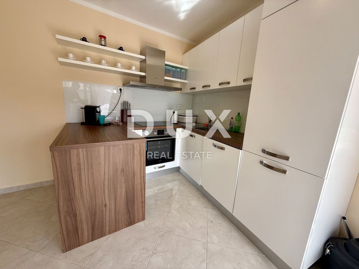 CRIKVENICA - Appartamento con tre camere da letto e garage!